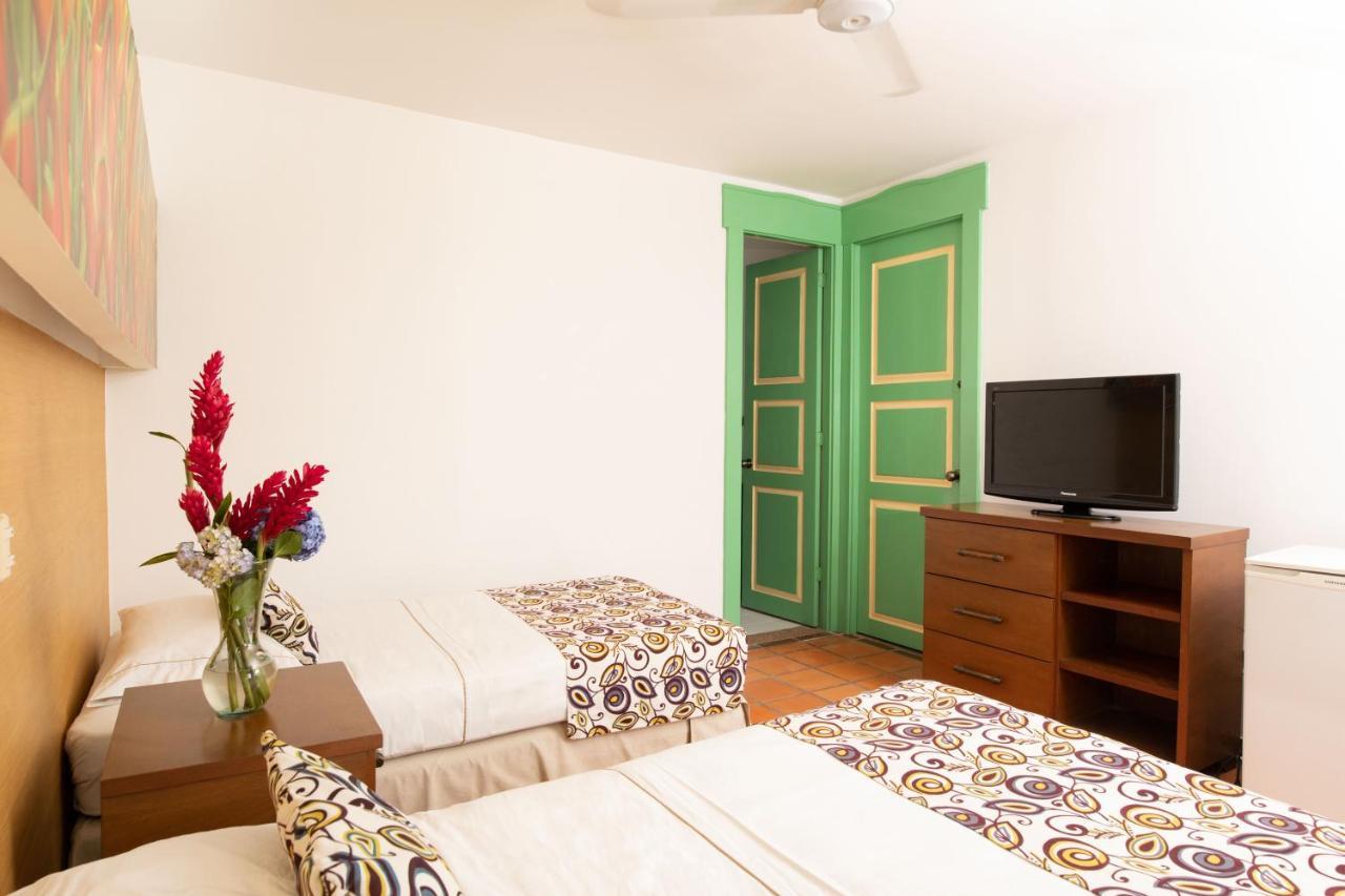 Hotel Eden Parque Del Cafe Montenegro Ngoại thất bức ảnh
